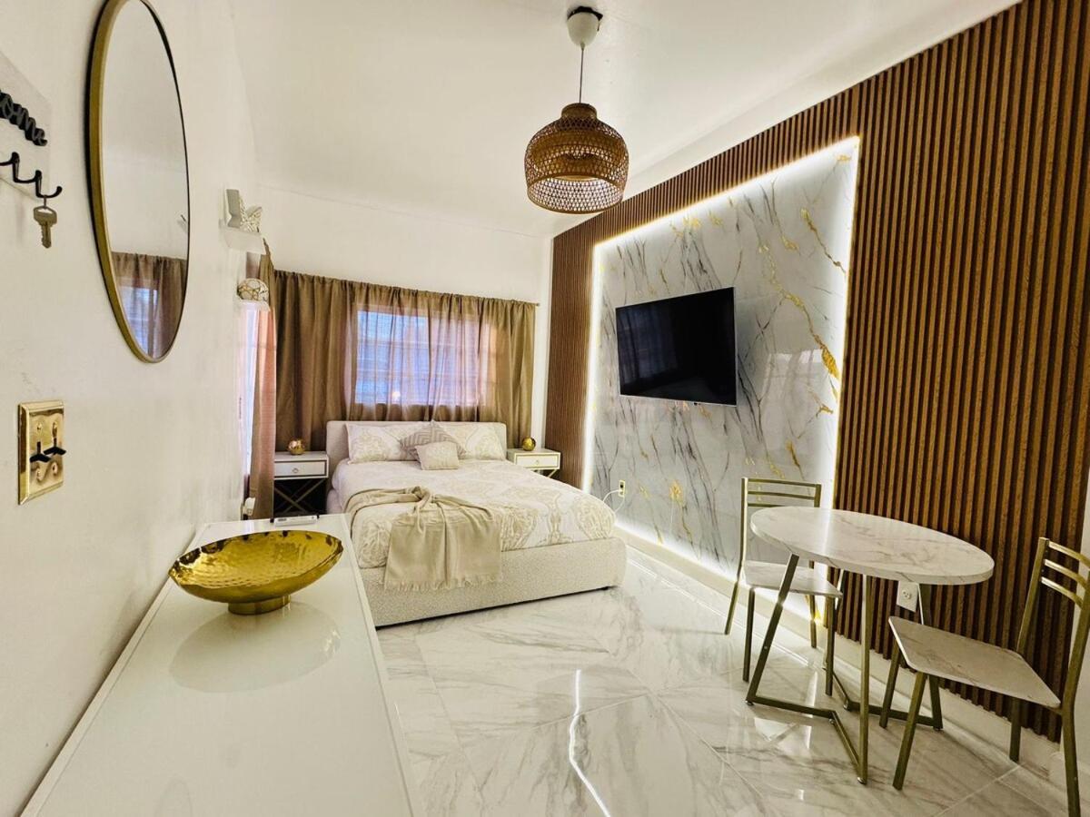 Apartment Stylish In Heart Of *